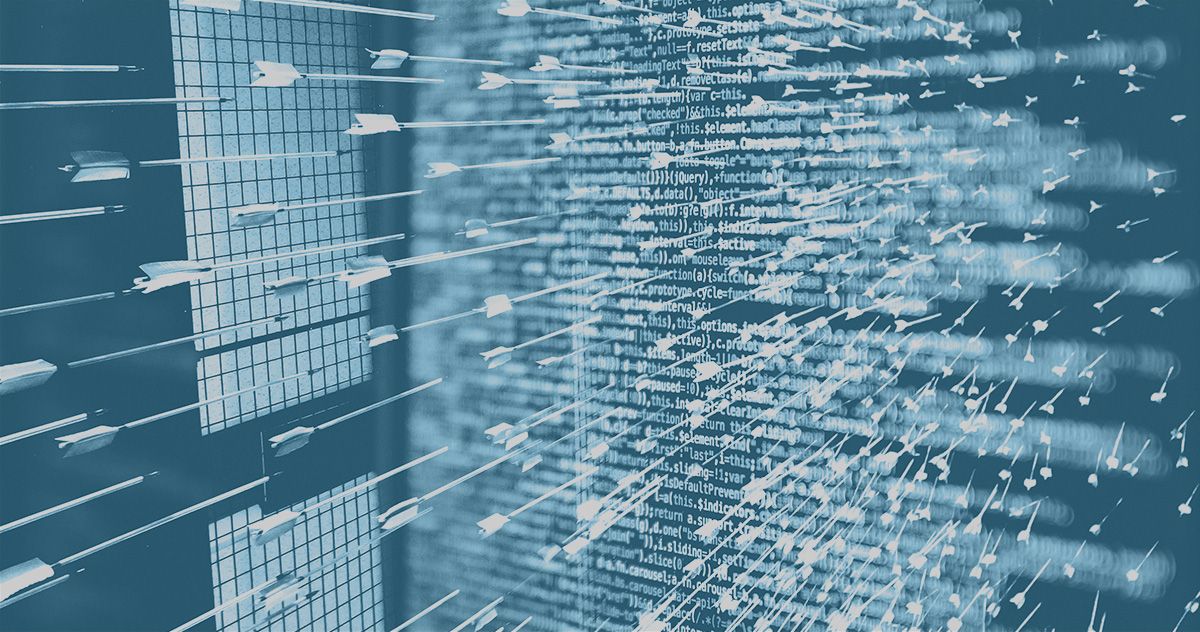weisse schrift for blauem Hintergrund visualisiert die Vielschichtigkeit von Web App Pentests, die zu False Positives fuehren kann